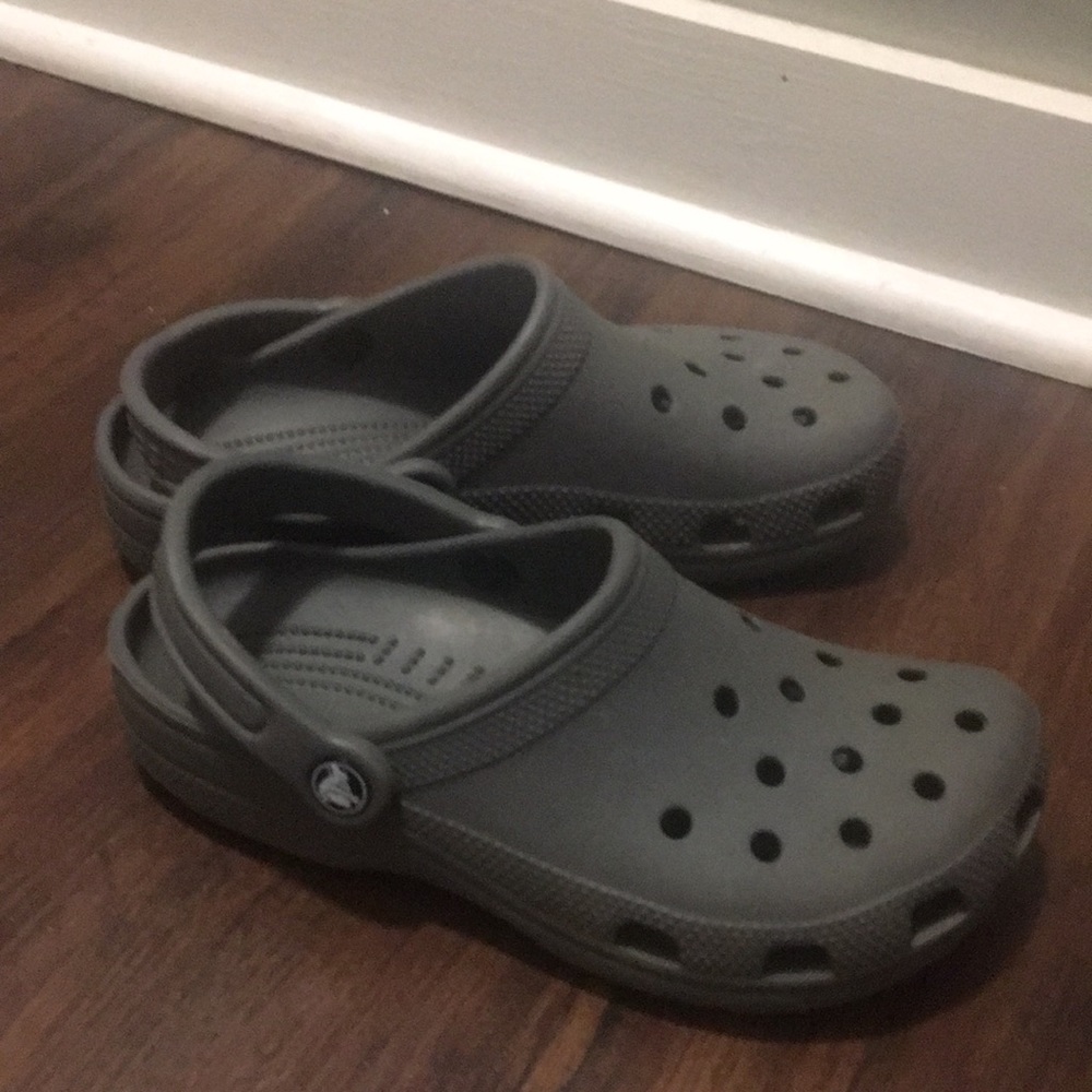 Gray crocs